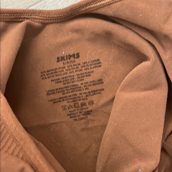 SKIMS Brown Shapewear Bodysuit with Adjustable Straps and Supportive Cups - Picture 2 of 2